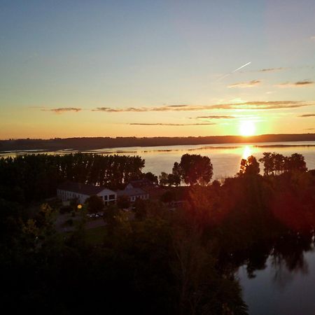 Gosciniec Pod Zaglami Bed & Breakfast Skoki Duze Eksteriør bilde