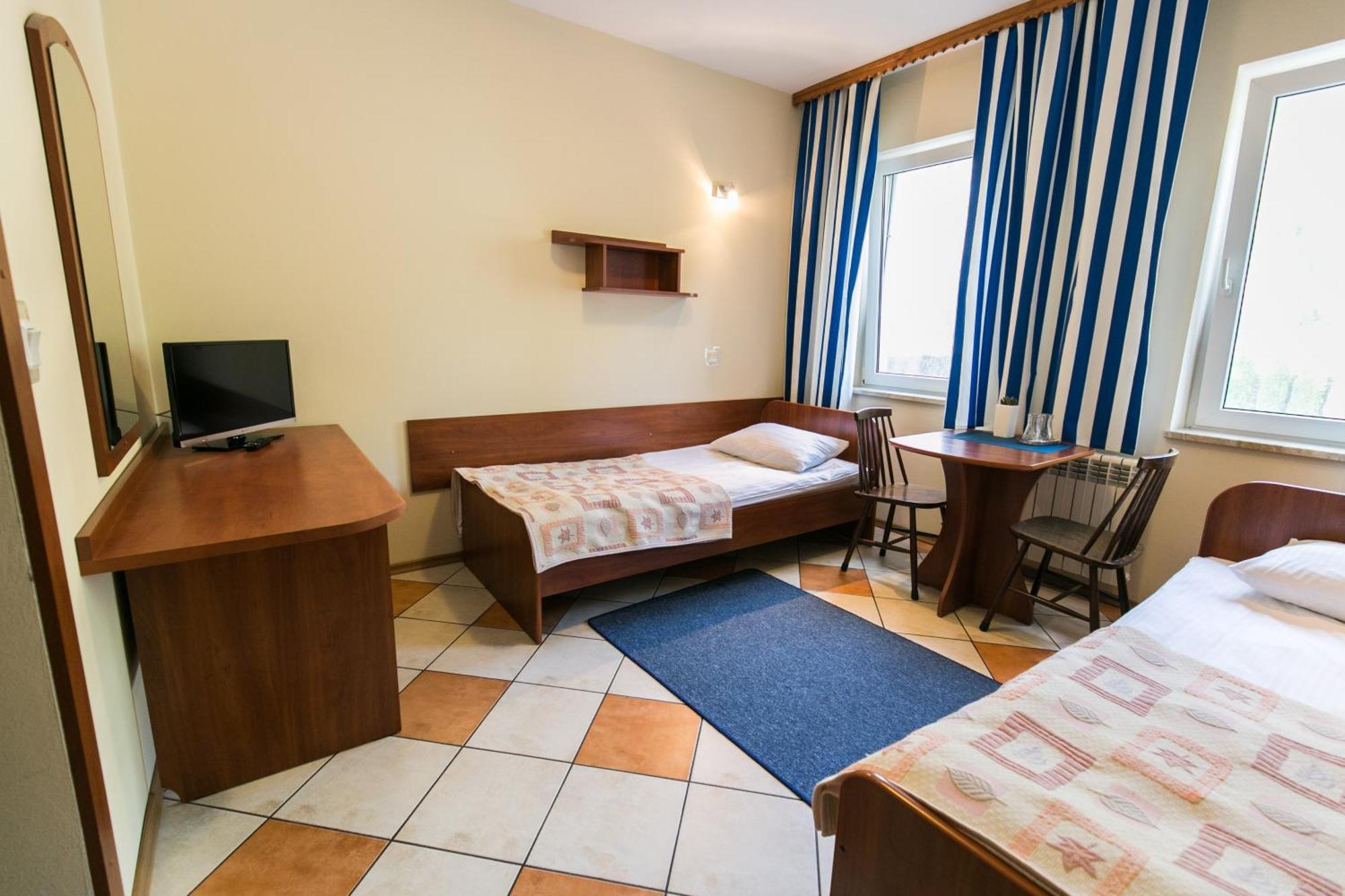 Gosciniec Pod Zaglami Bed & Breakfast Skoki Duze Rom bilde